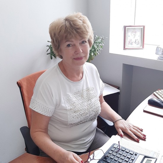 Апухтіна Ніна Олексійовна